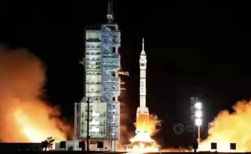 Gratulujemy udanego startu załogowego statku kosmicznego Shenzhou 13